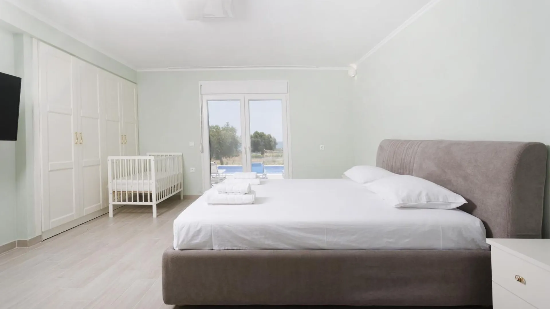 ניאה סקיוני Villa Baycasa