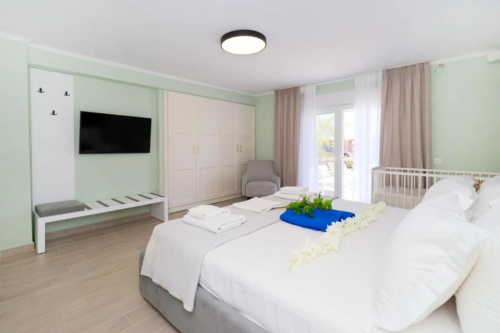 ניאה סקיוני Villa Baycasa יוון