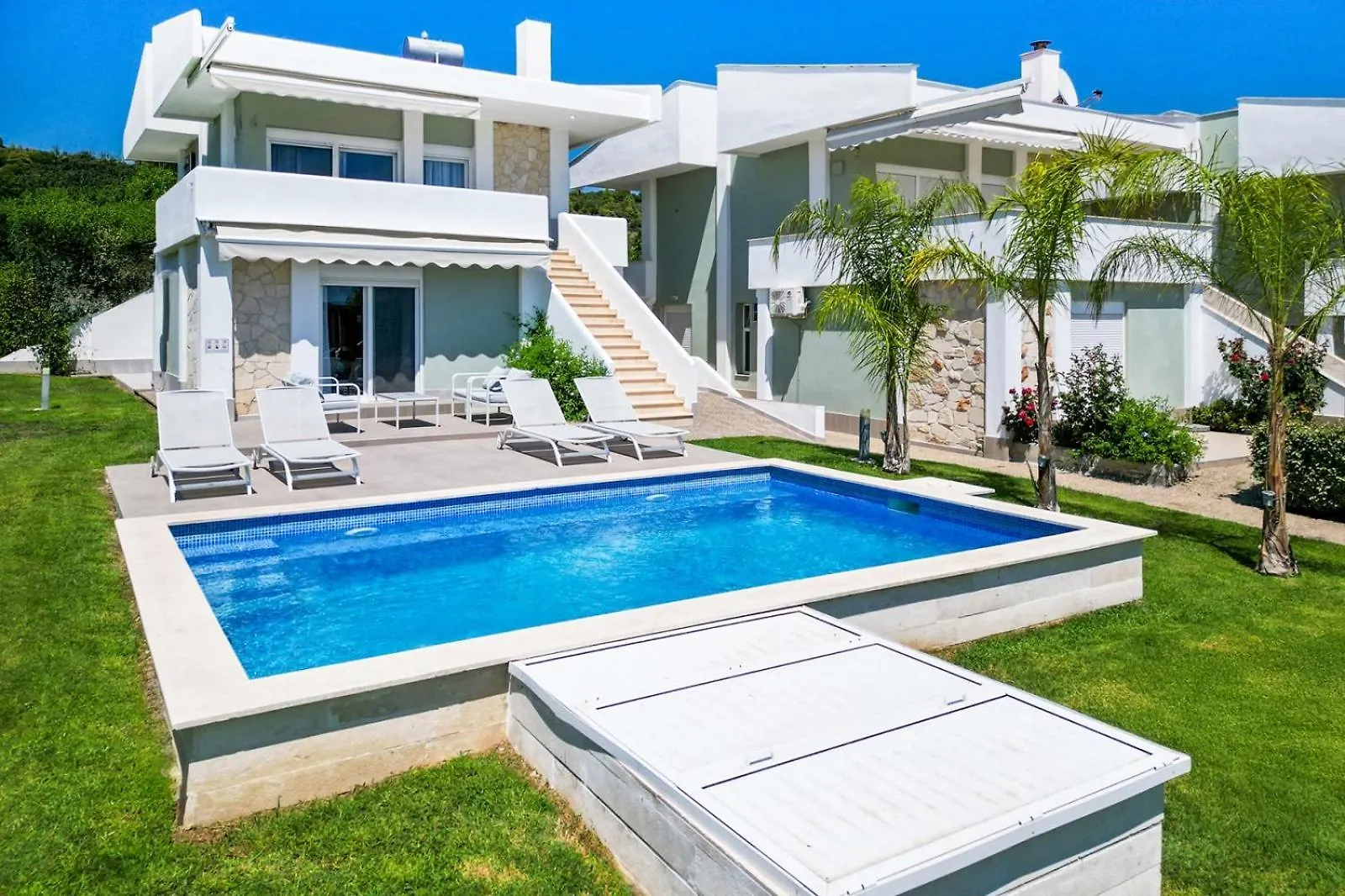 Villa Baycasa 尼尔斯吉尼 希腊